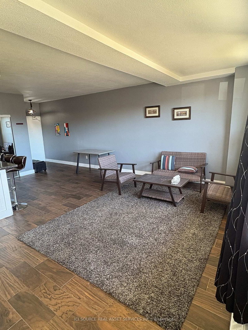 21 - 15 Nicklaus Dr, Hamilton, L8K 5J5 | Image 2