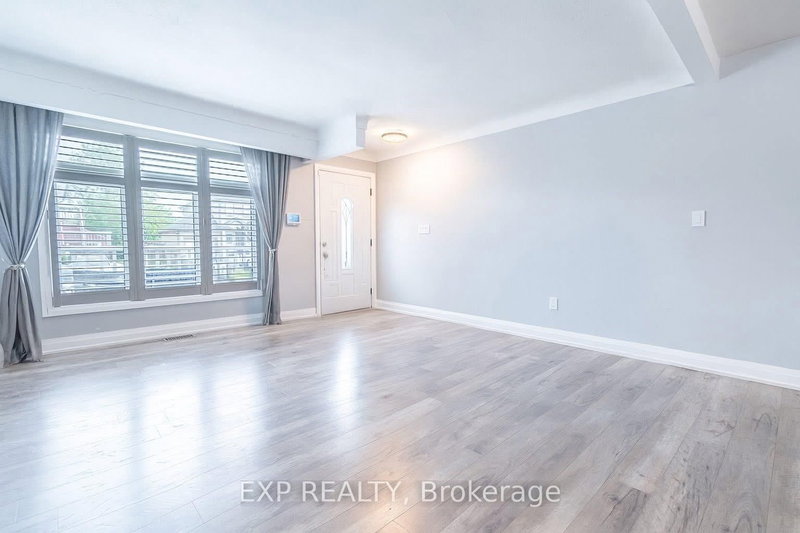 11 Garden St, Thorold, L2V 3H9 | Image 2