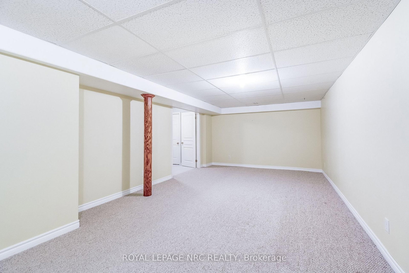 92 Loretta Drive, Unit 12 - Photo 22