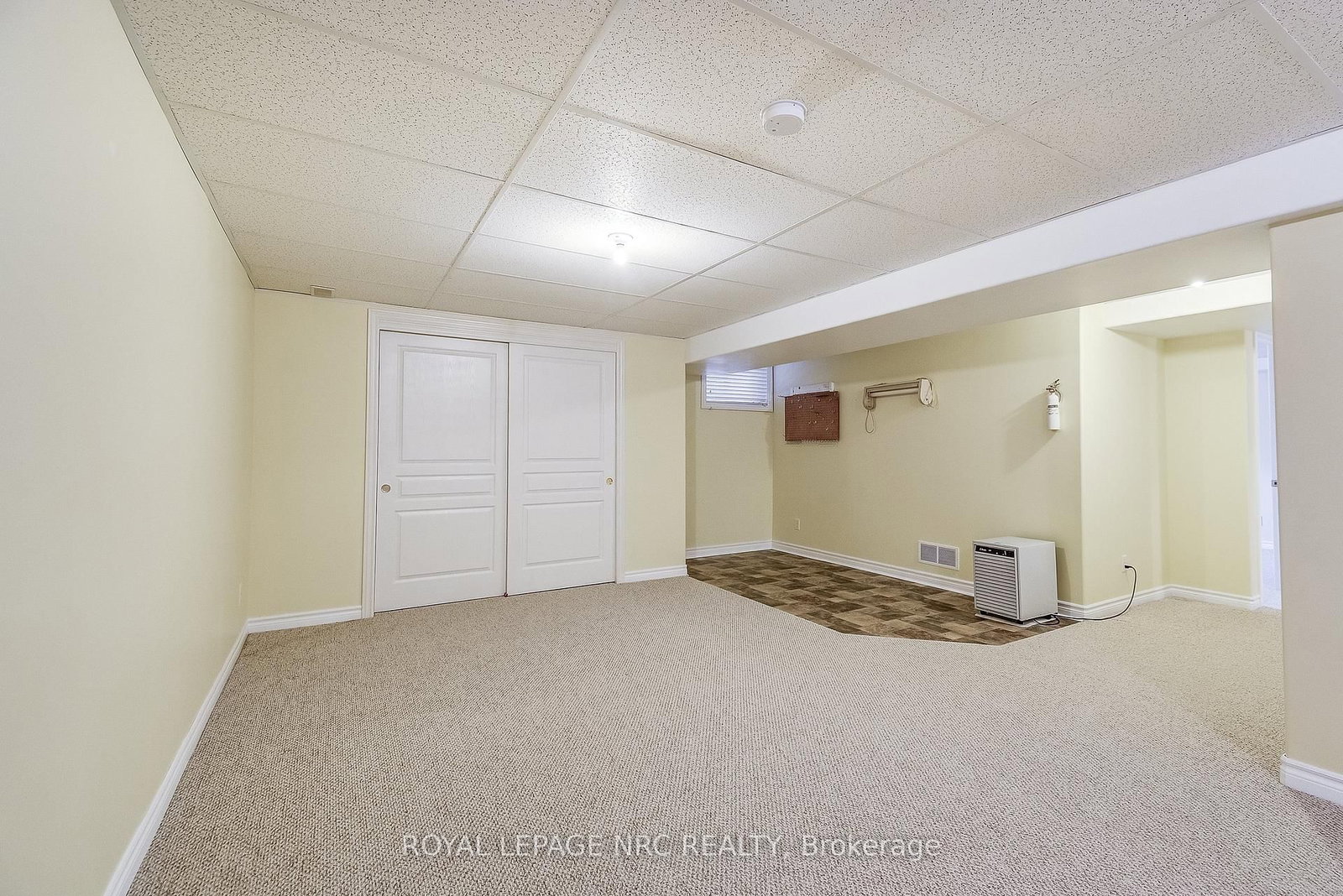 92 Loretta Drive, Unit 12 - Photo 23