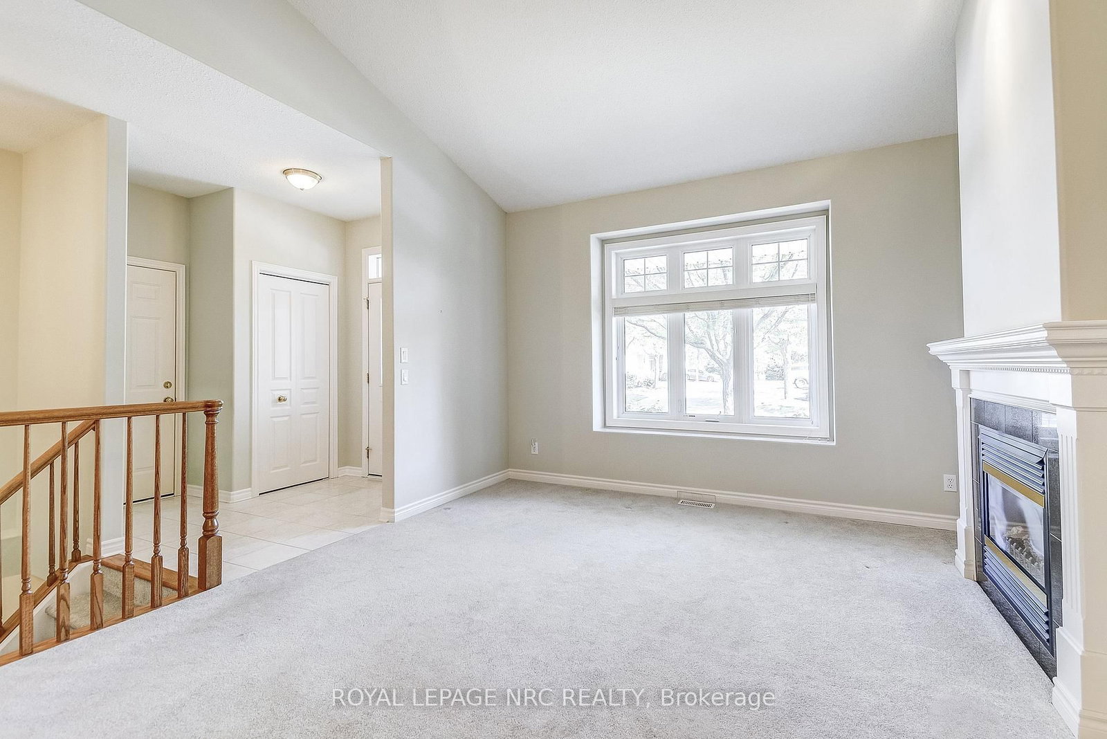 92 Loretta Drive, Unit 12 - Photo 5