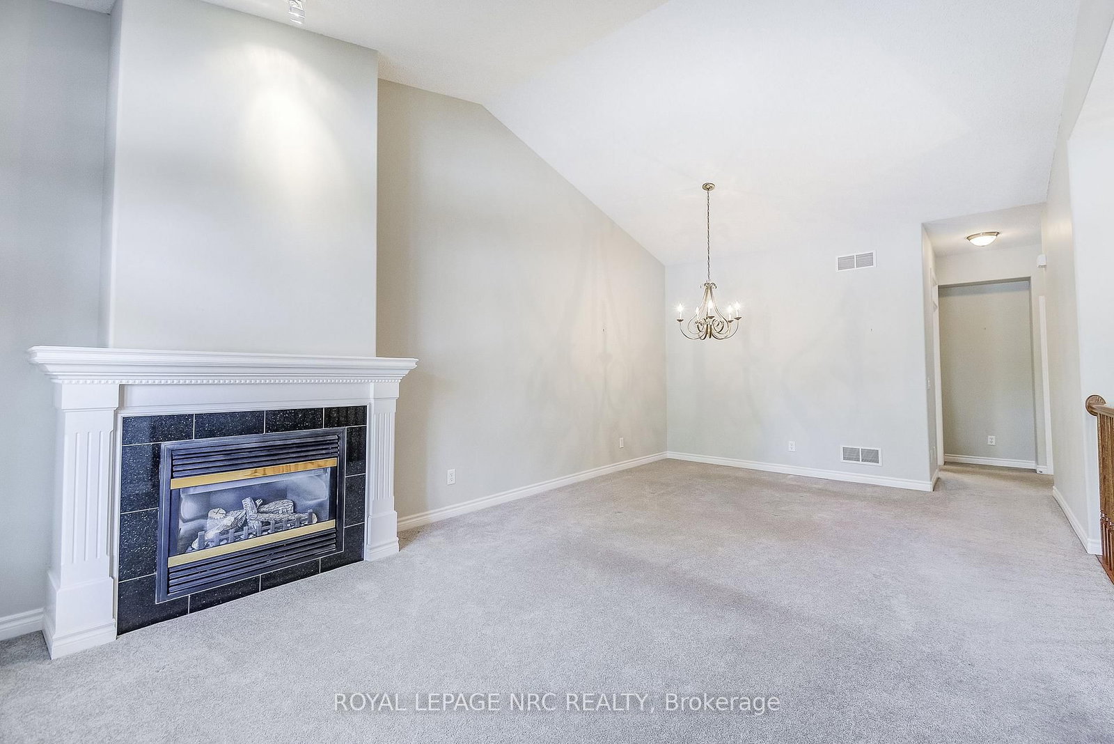 92 Loretta Drive, Unit 12 - Photo 6