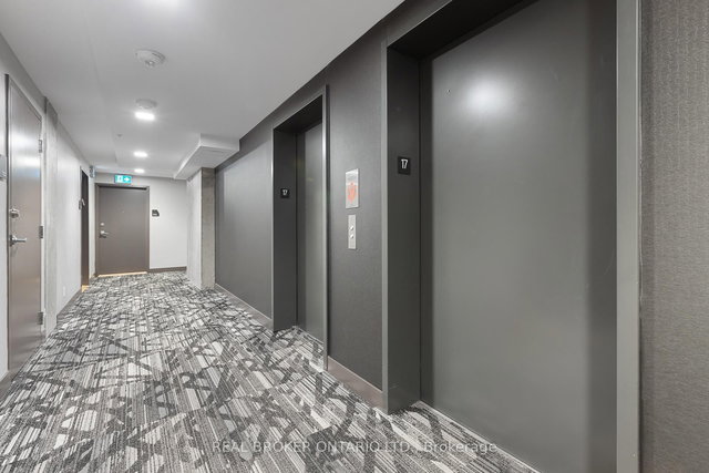 1706 - 20 DALY Avenue