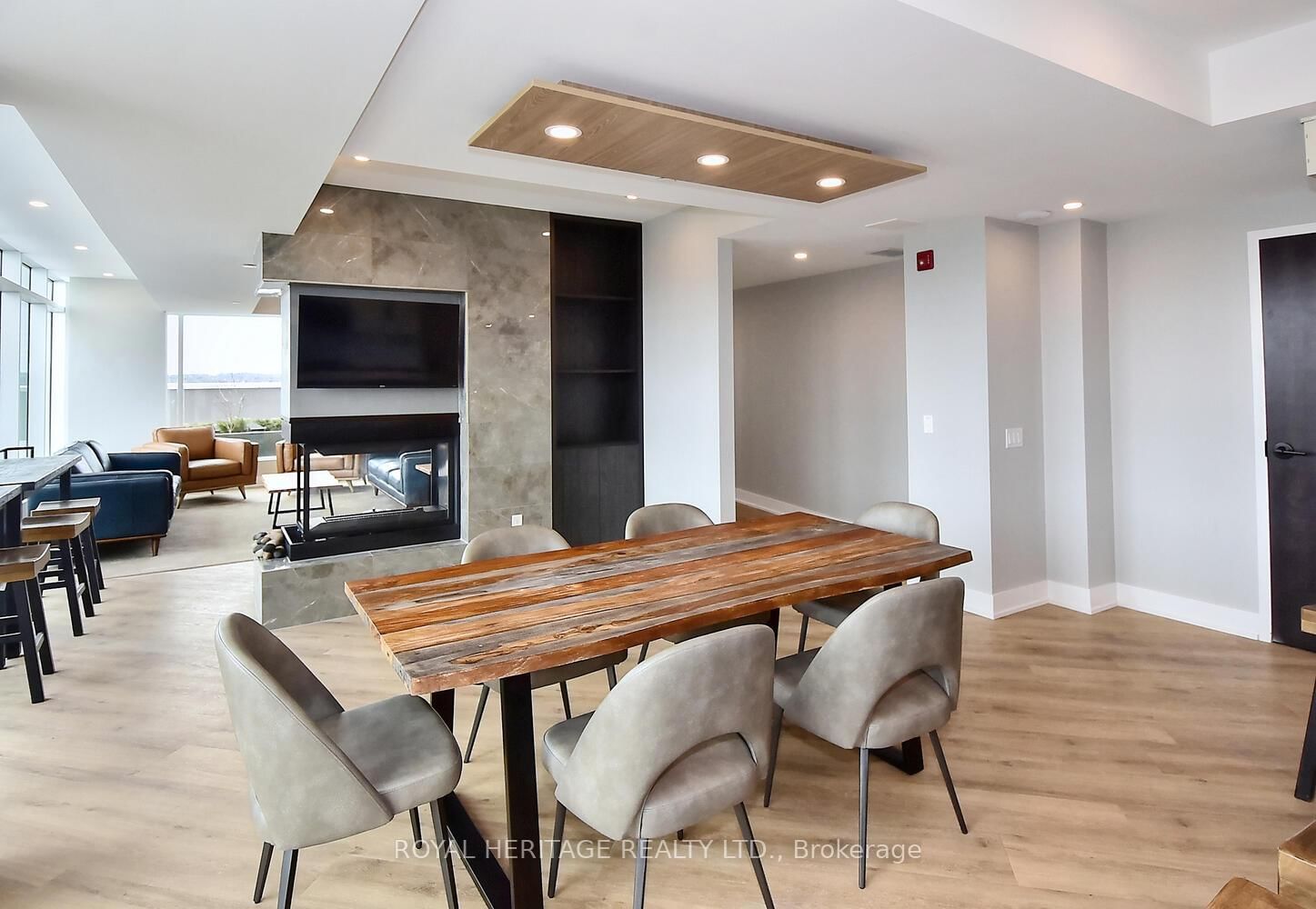 195 Hunter Street E, Unit 510 - Photo 31