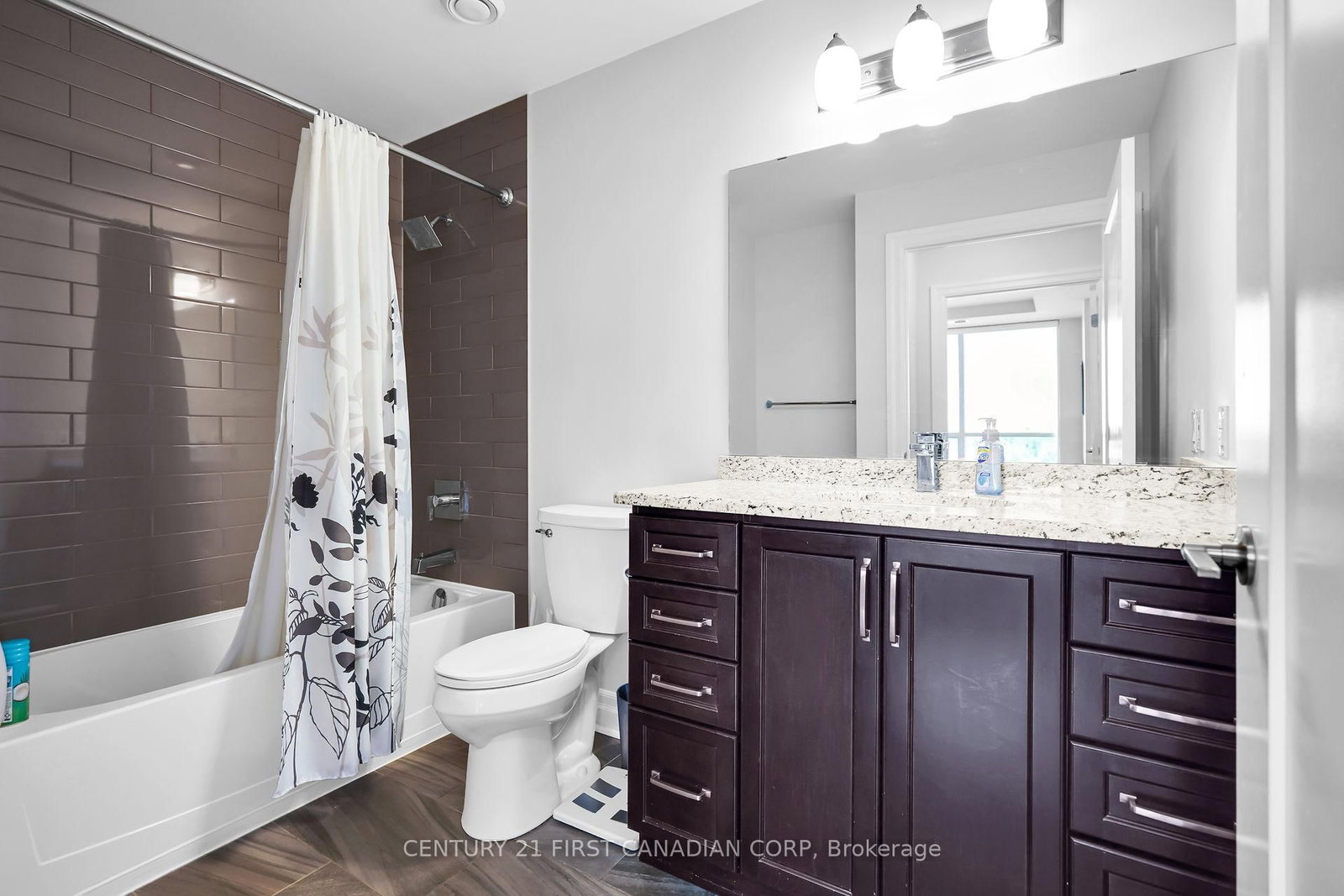 505 TALBOT Street, Unit 803 - Photo 20