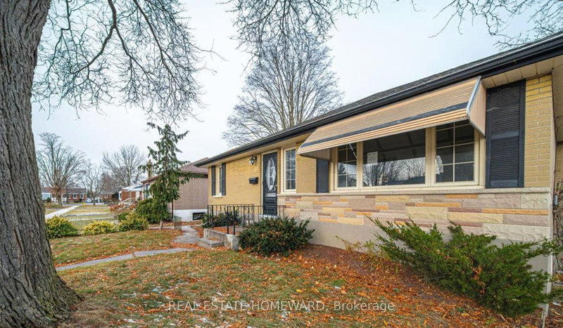 668 Harold Dr, Peterborough, K9J 3Y2 | Image 2