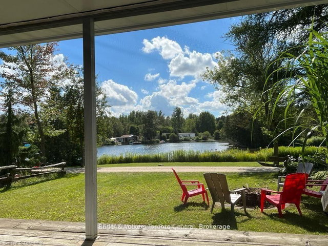 L 9 - 7489 SIDEROAD 5 E