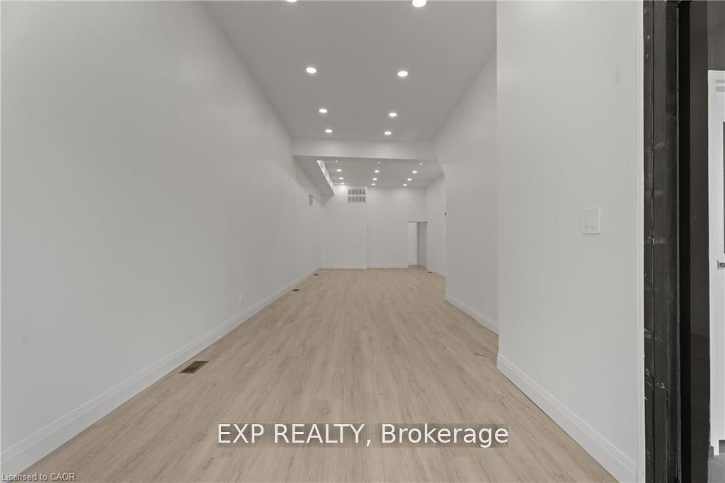 93 John Street S, Unit 1 - Photo 10