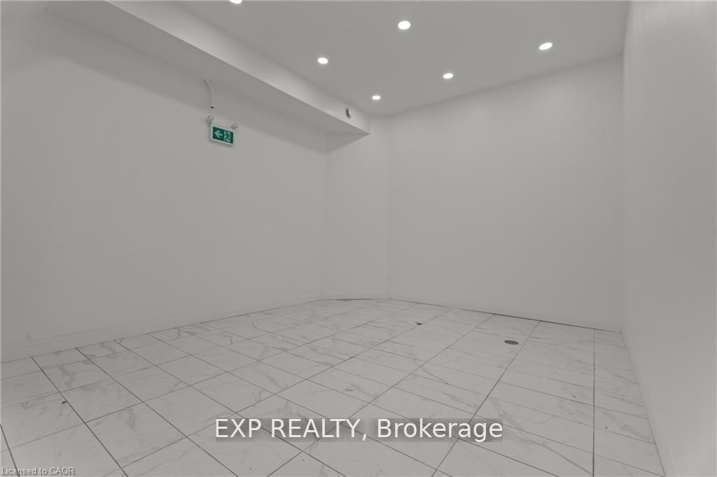 93 John Street S, Unit 1 - Photo 16