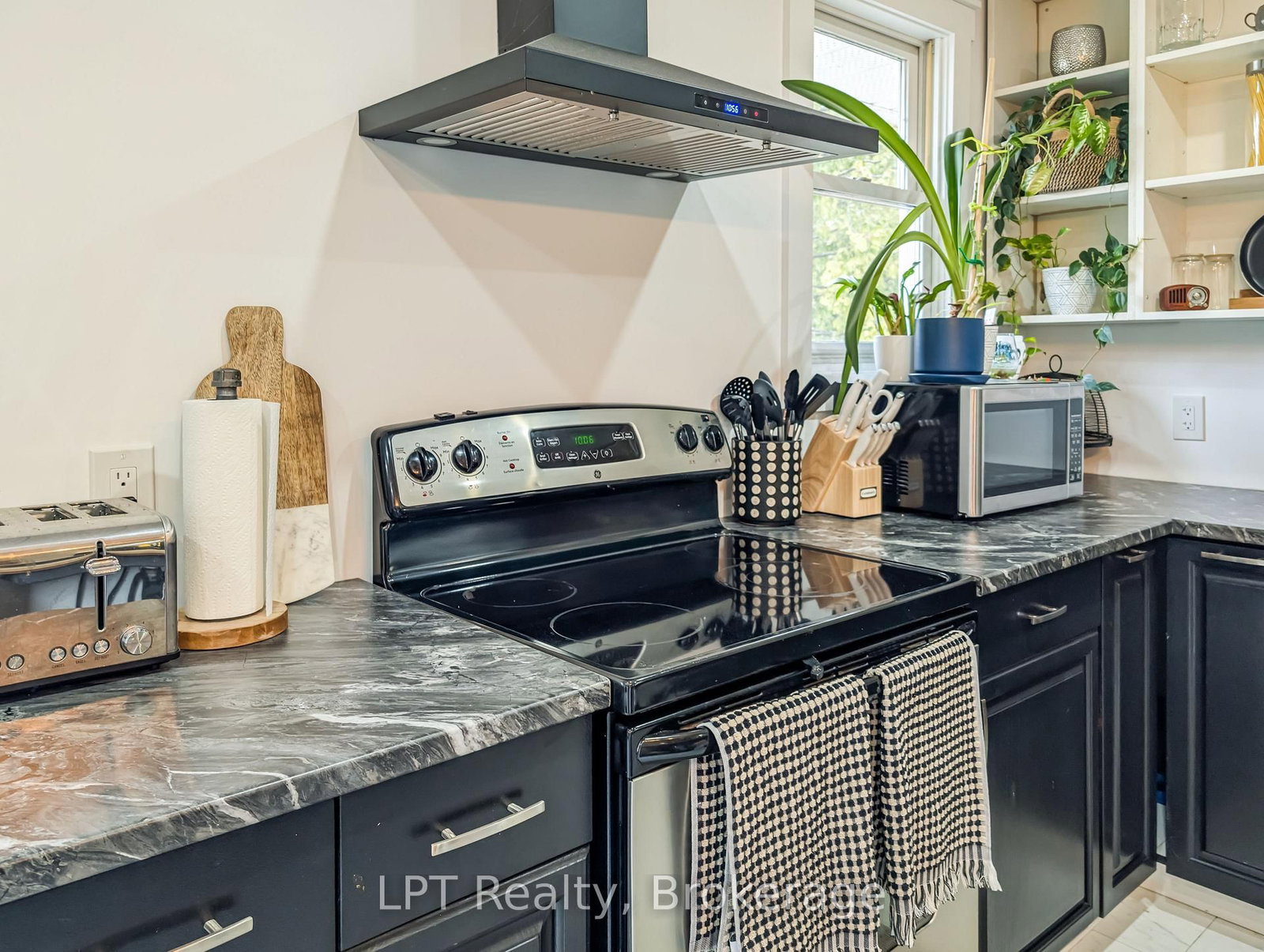 172 BRYANT Street • South Bruce Peninsula, ON photo 12