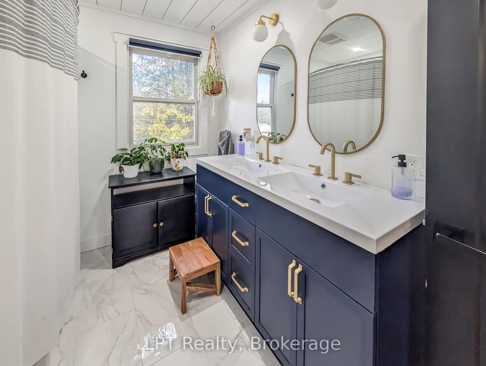 172 BRYANT Street • South Bruce Peninsula, ON photo 17