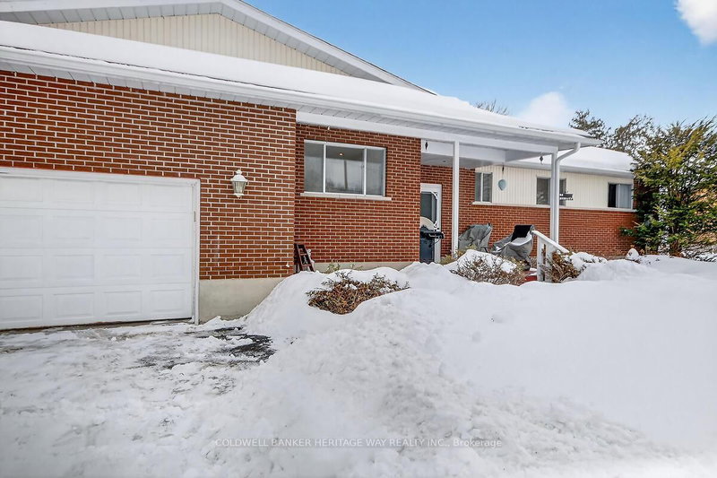 115 Cookes Shore Rd, Drummond/North Elmsley, K7C 4K7 | Image 3