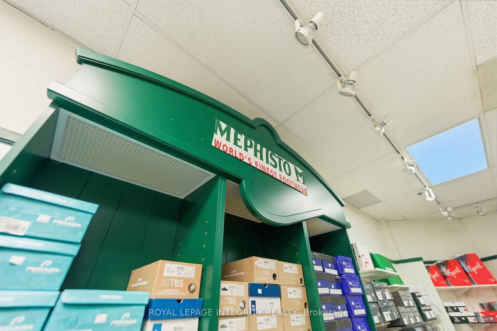 300 Eagleson Road - Photo 14