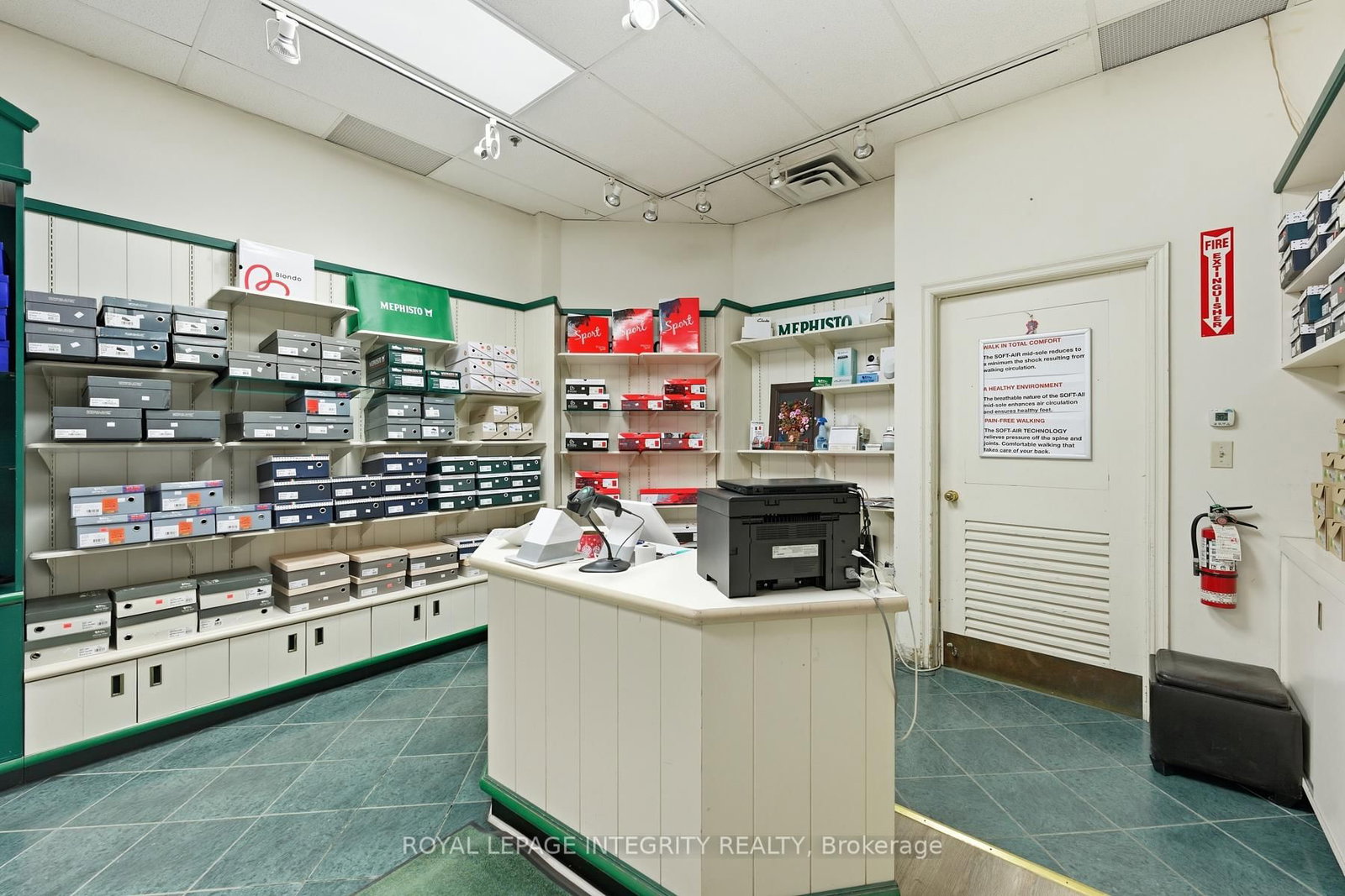 300 Eagleson Road - Photo 17