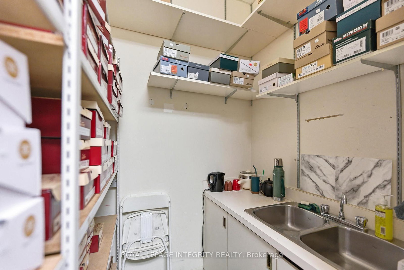 300 Eagleson Road - Photo 27