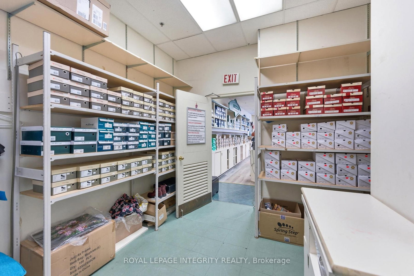 300 Eagleson Road - Photo 29