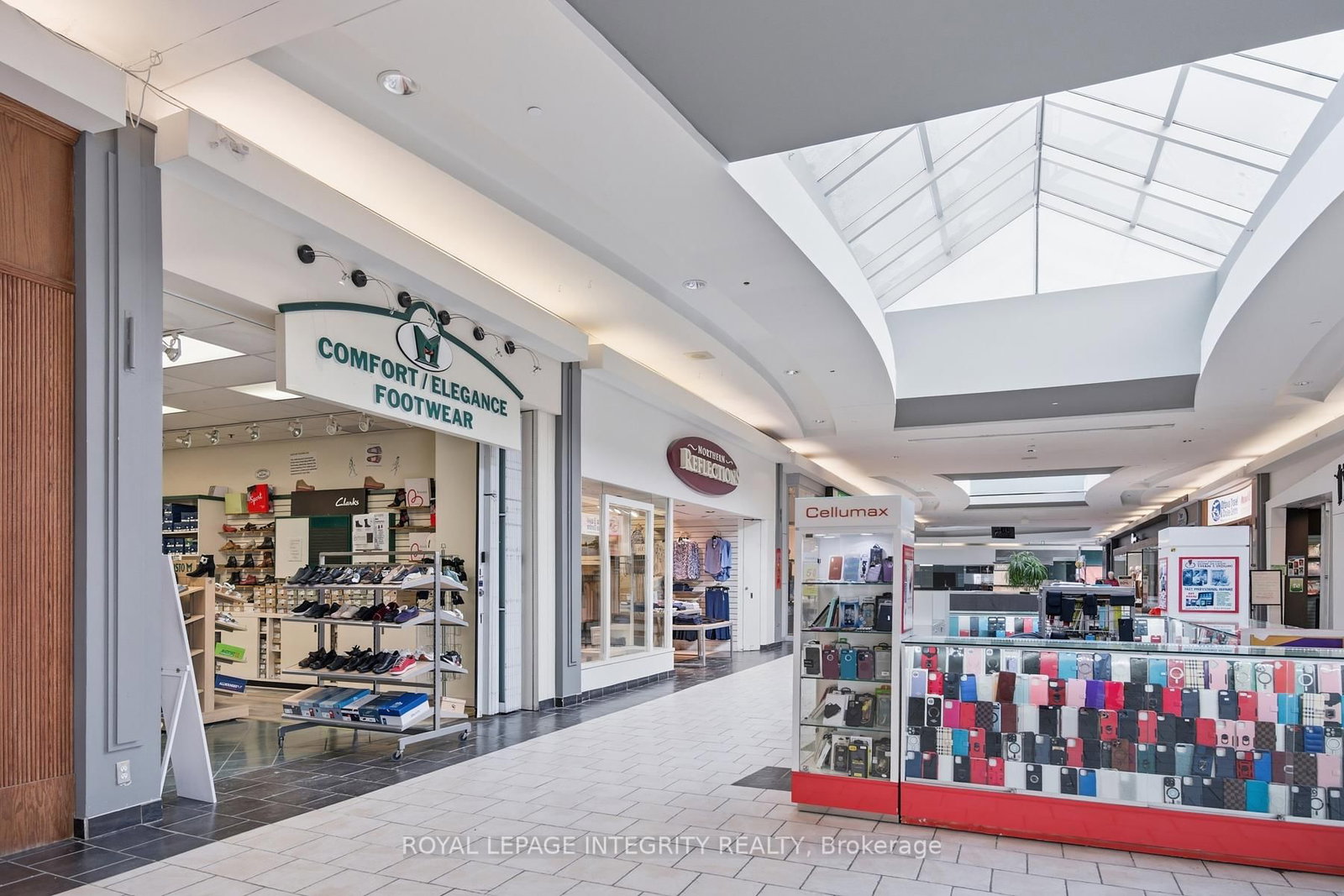 300 Eagleson Road - Photo 4