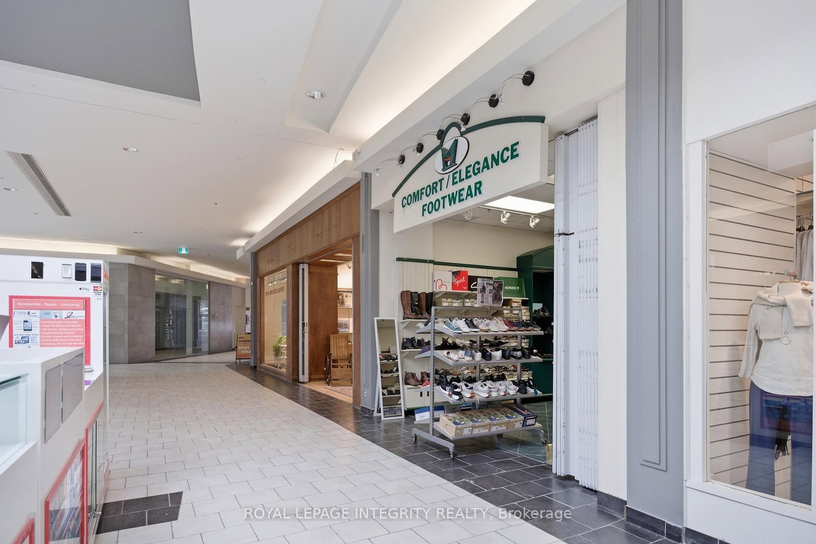 300 Eagleson Road - Photo 7