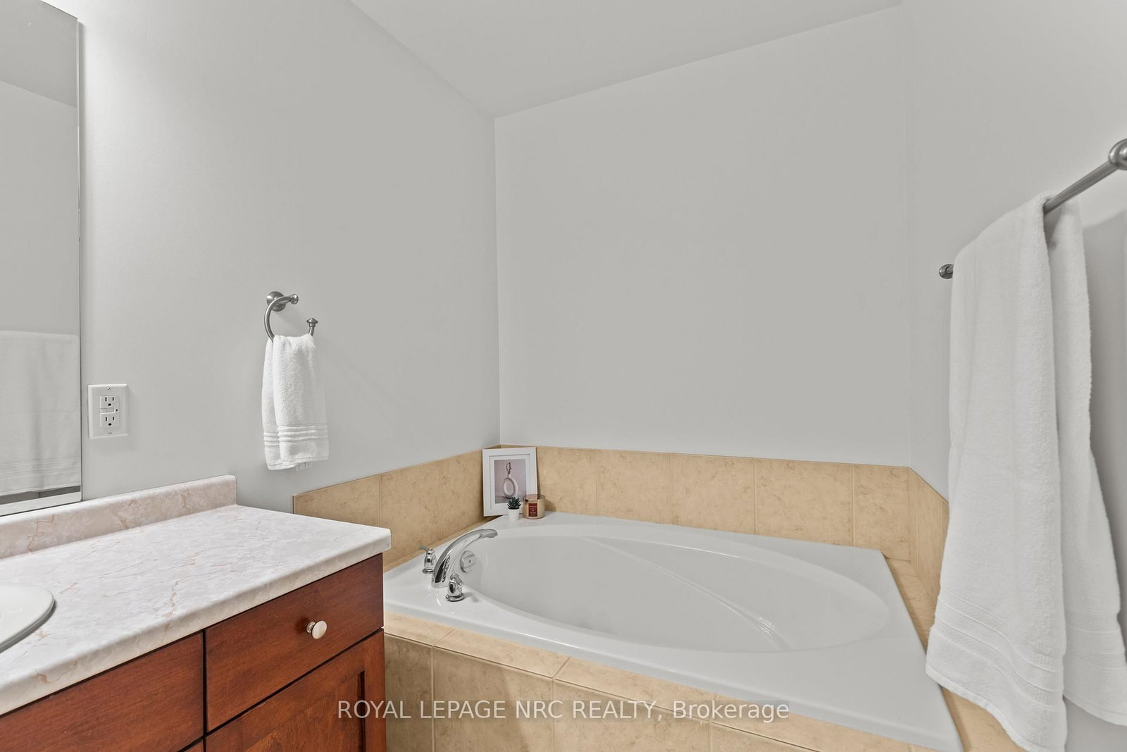 14 Hope Avenue W - Photo 14