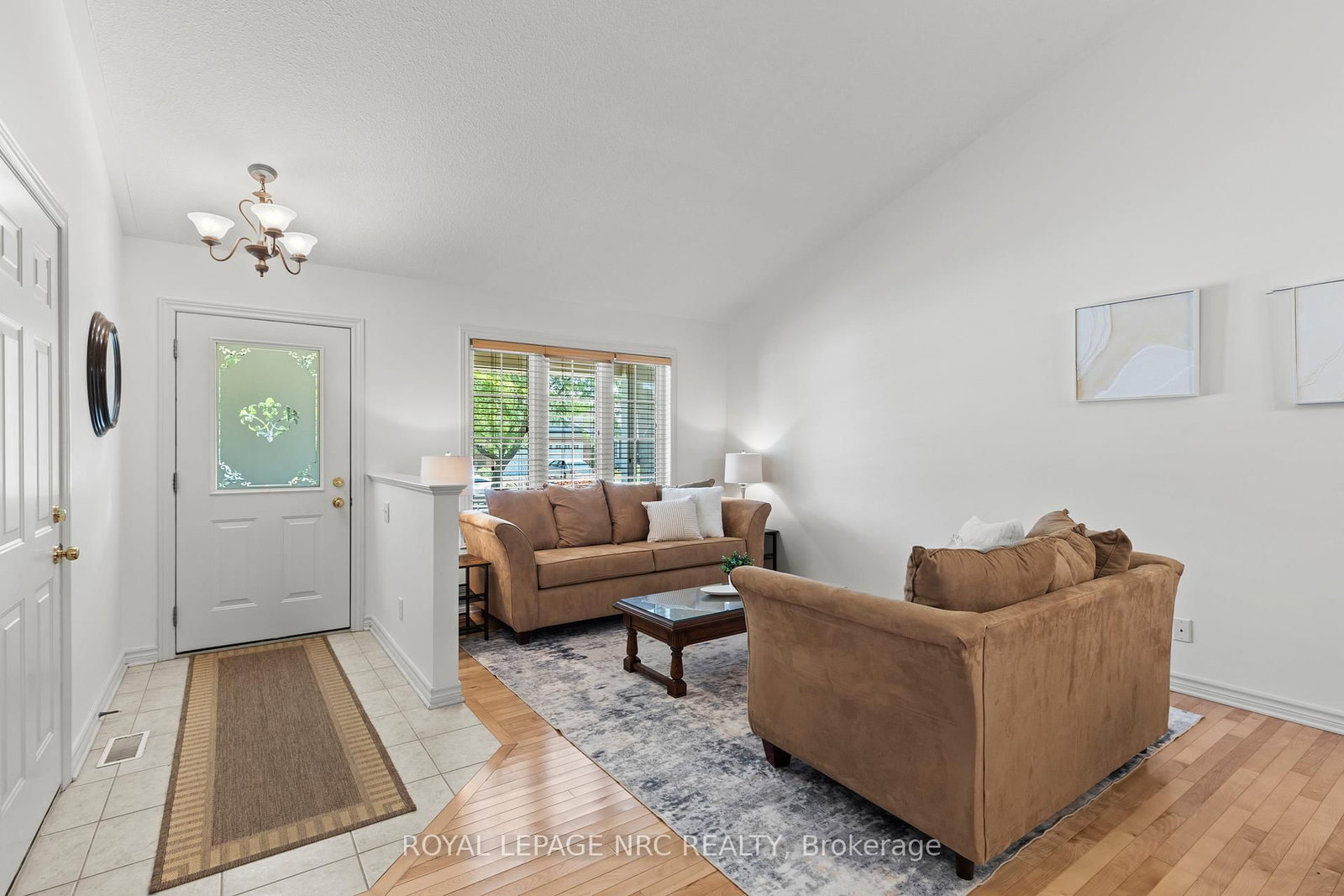 14 Hope Avenue W - Photo 3