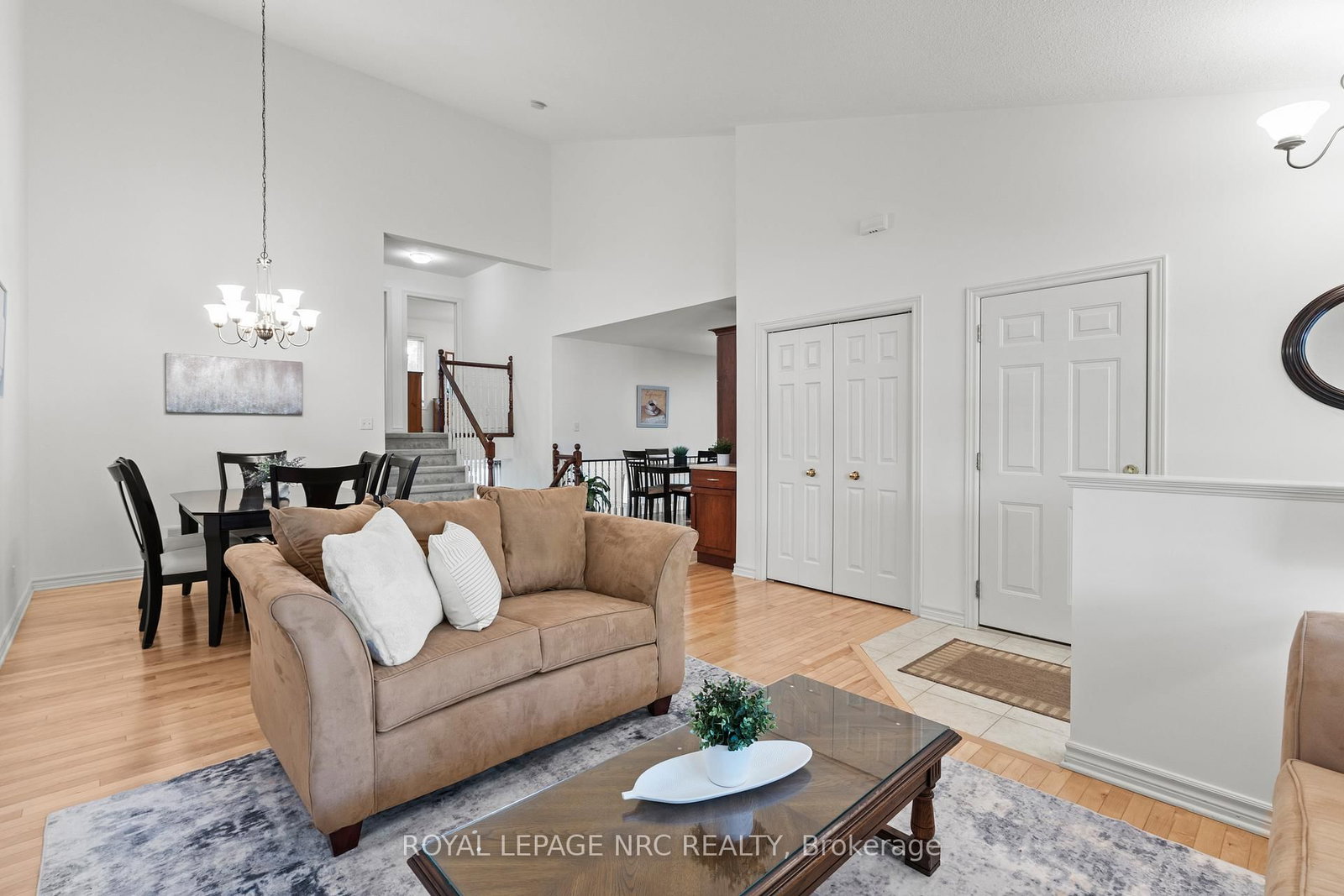 14 Hope Avenue W - Photo 4