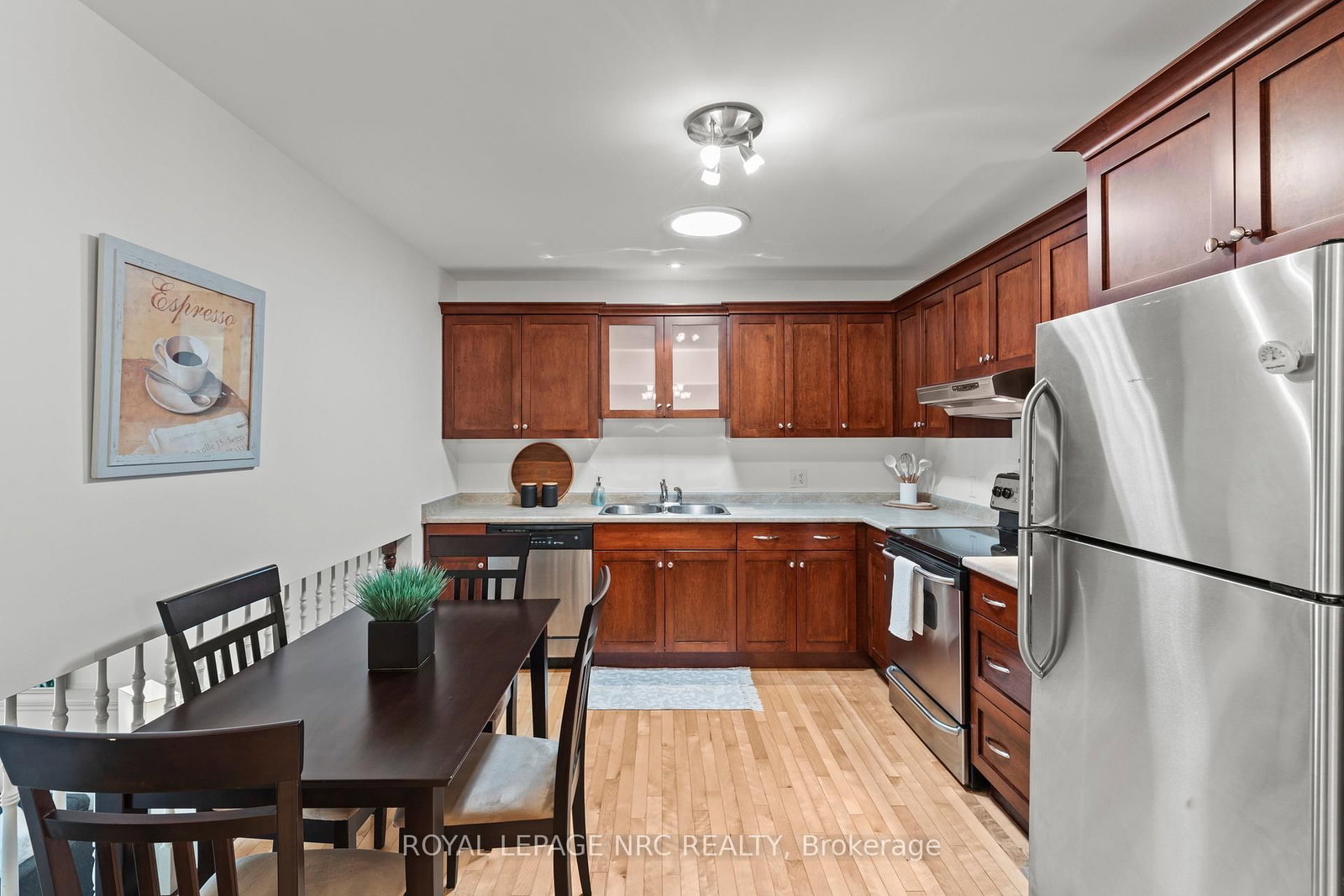 14 Hope Avenue W - Photo 6