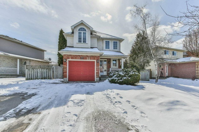 39 BELLROCK Crescent