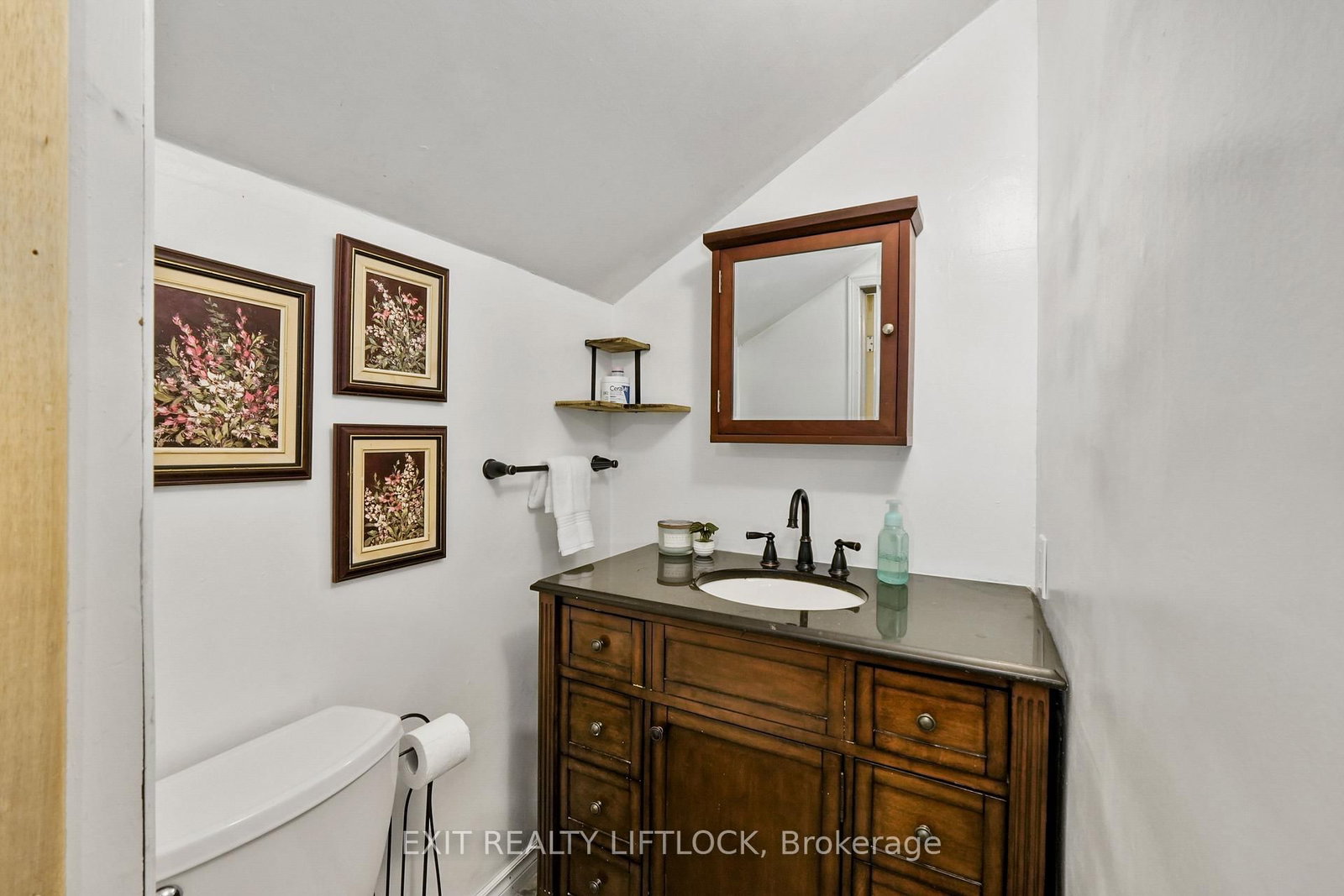 Detached House for sale at 378 London Street, Peterborough, Ontario, K9H 2Z8 - Town Ward 3 - MLS: X12832426