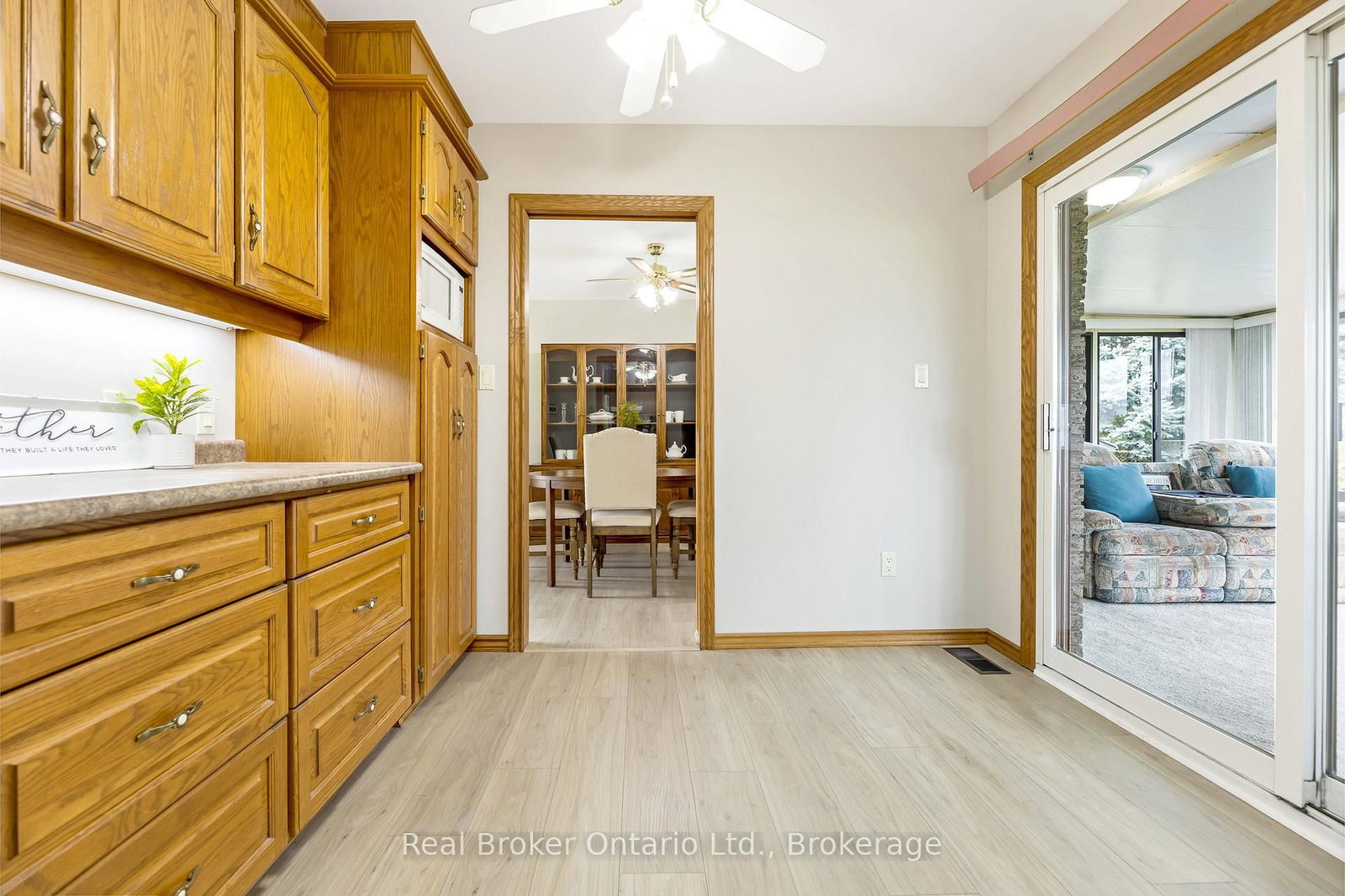 Detached House for sale at 9412 Sideroad 17, Erin, Ontario, N0B 1Z0 - Rural Erin - MLS: X12832492