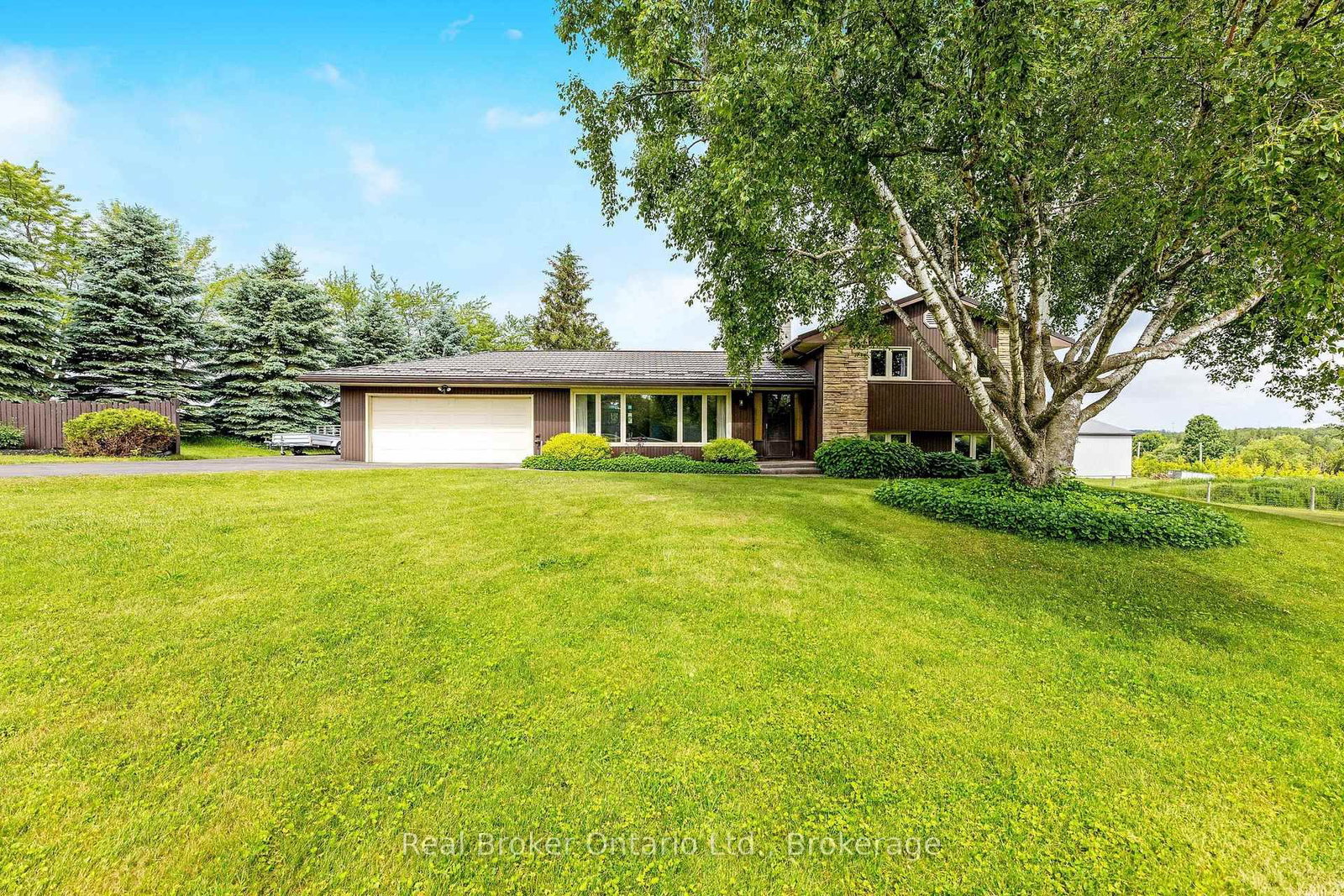 Detached House for sale at 9412 Sideroad 17, Erin, Ontario, N0B 1Z0 - Rural Erin - MLS: X12832492