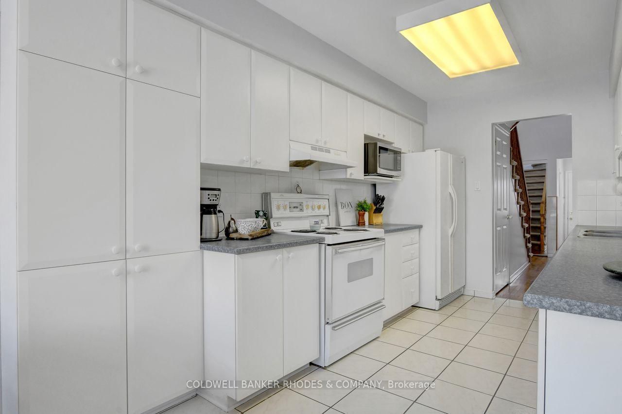 Townhouse for sale at 2 Calaveras Avenue, Ottawa, Ontario, K2J 4Z8 - Barrhaven - Longfields - MLS: X12832528