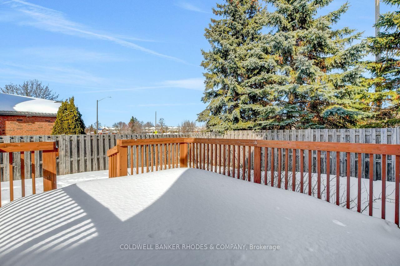 Townhouse for sale at 2 Calaveras Avenue, Ottawa, Ontario, K2J 4Z8 - Barrhaven - Longfields - MLS: X12832528
