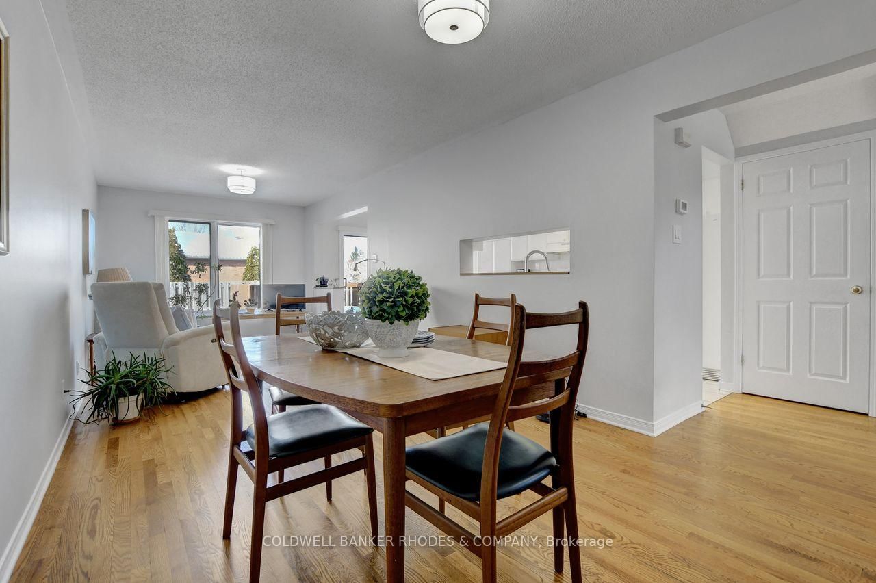 Townhouse for sale at 2 Calaveras Avenue, Ottawa, Ontario, K2J 4Z8 - Barrhaven - Longfields - MLS: X12832528