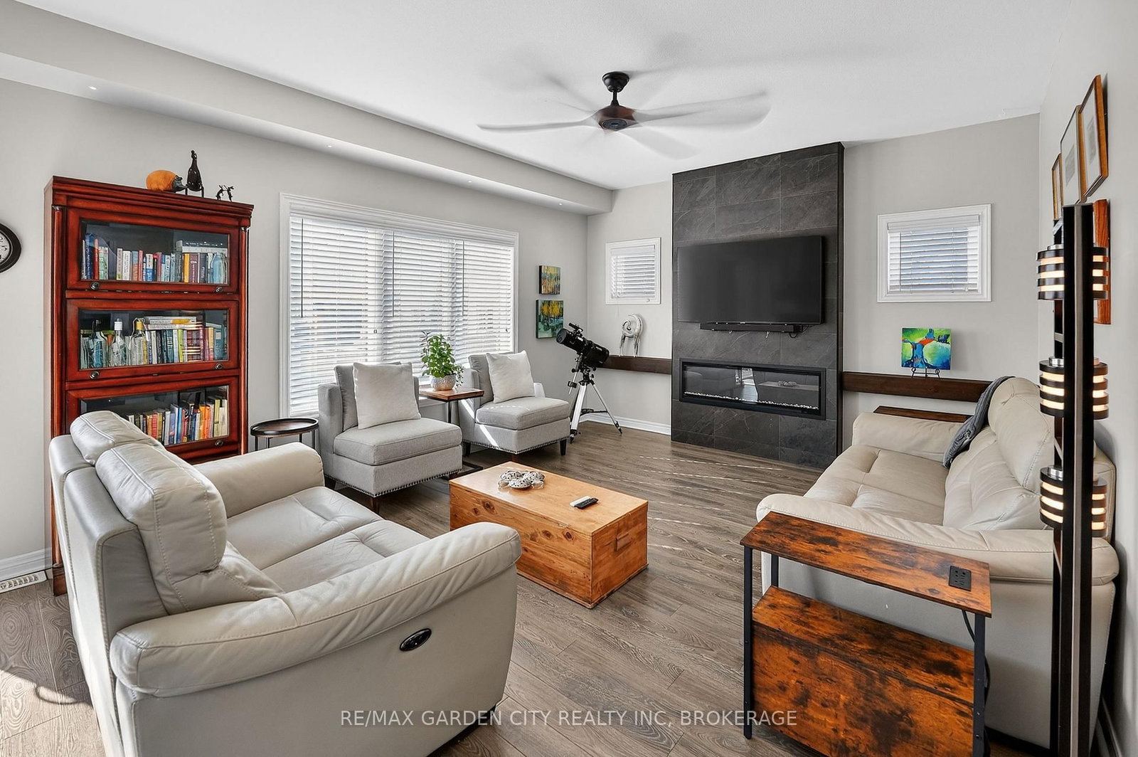 Detached House for sale at 4 Riley Avenue, Pelham, Ontario, L0S 1E6 - Fonthill - MLS: X12832542