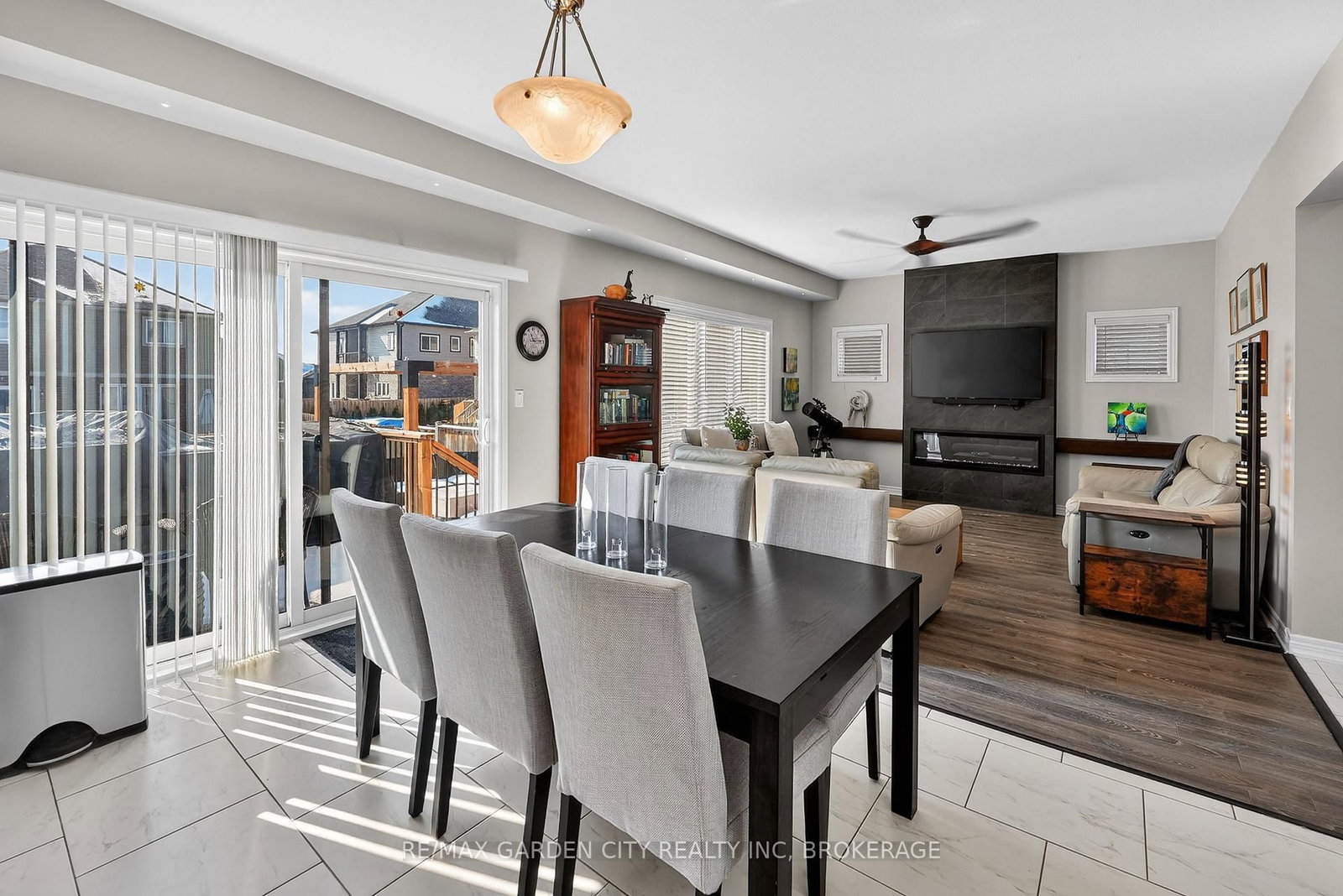 Detached House for sale at 4 Riley Avenue, Pelham, Ontario, L0S 1E6 - Fonthill - MLS: X12832542