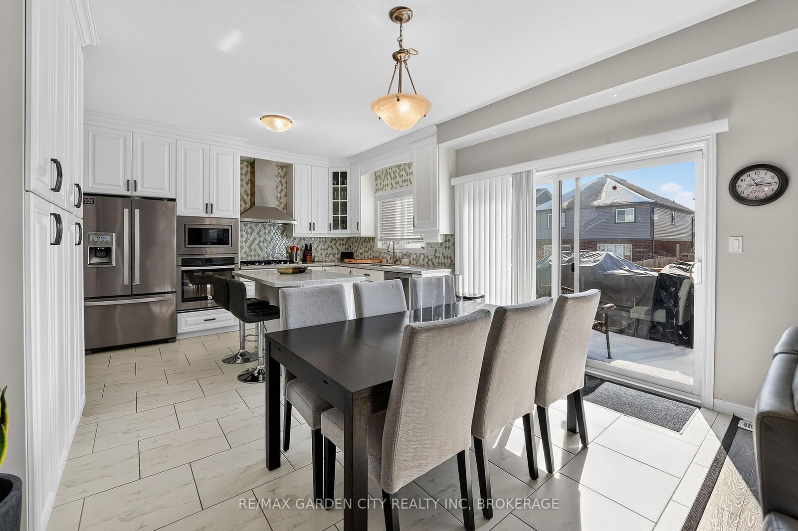 Detached House for sale at 4 Riley Avenue, Pelham, Ontario, L0S 1E6 - Fonthill - MLS: X12832542