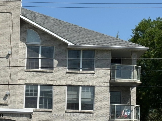 301 - 301 Water Street W