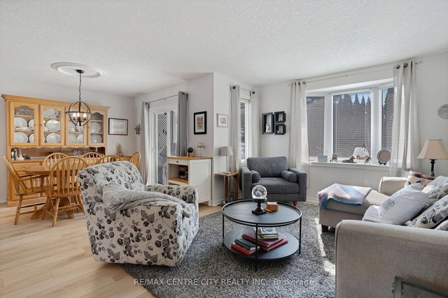 89 - 9 Lakefield Court