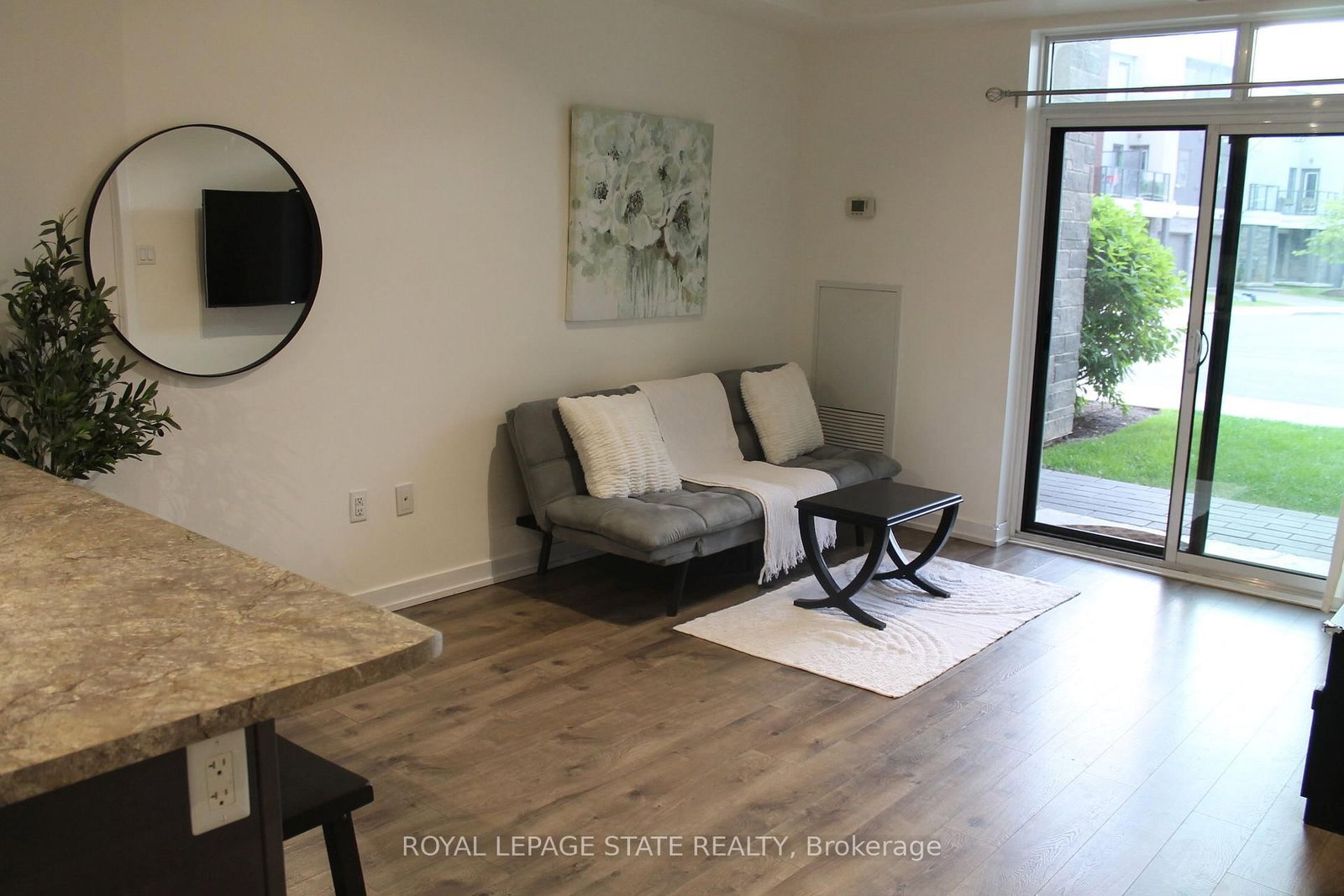 101 Shoreview Place • #123 • Hamilton, ON photo 18