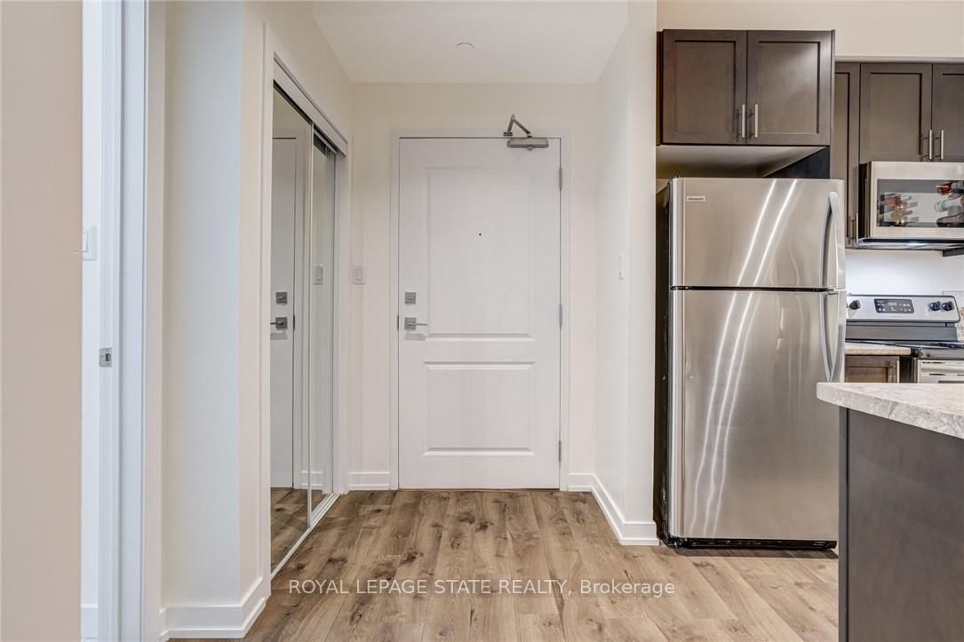 Condo for sale at 123-101 Shoreview Place, Hamilton, Ontario, L8E 0K2 - Stoney Creek - MLS: X12832706