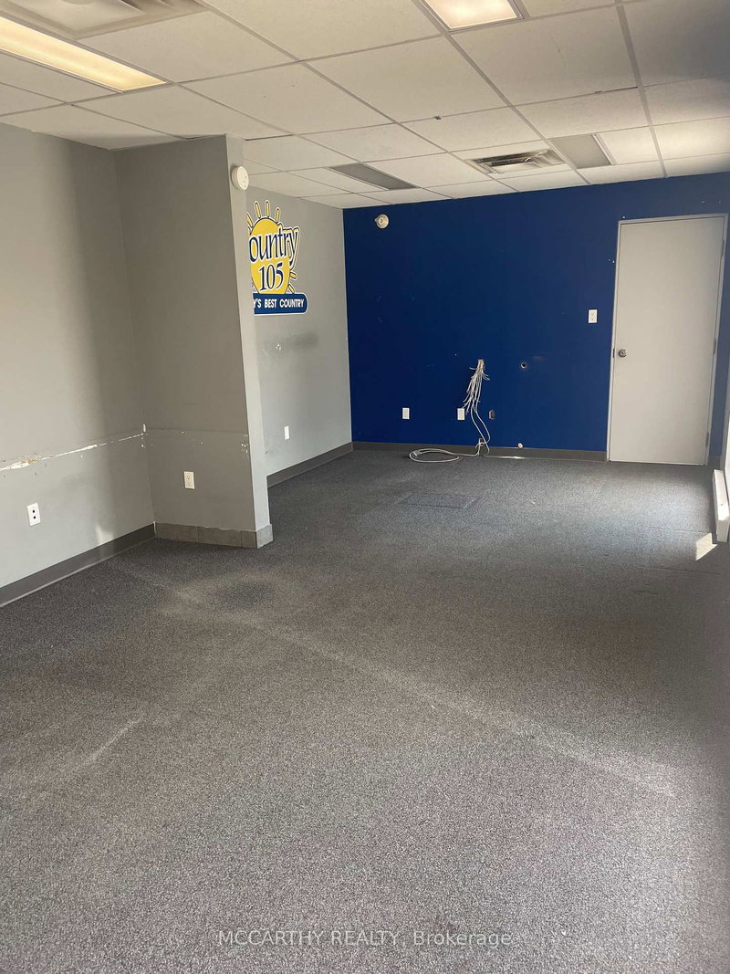 B - 710 INDUSTRIAL Rd, Shelburne, L9V 2Z4 | Image 3