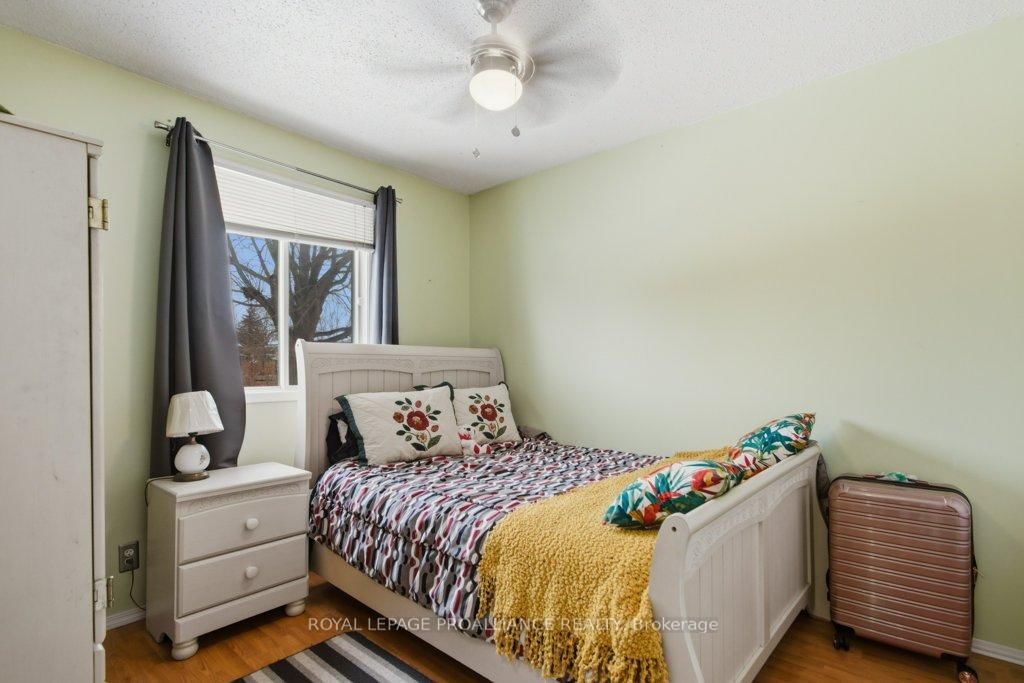 Detached House for sale at 8 Birch Street, Quinte West, Ontario, K8V 6J1 - Trenton Ward - MLS: X12833244