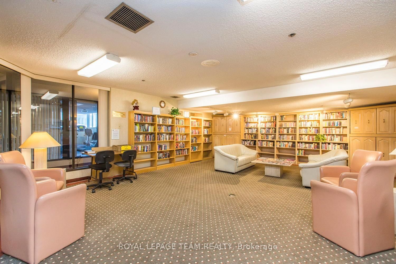 1480 Riverside Drive, Unit 1803 - Photo 33