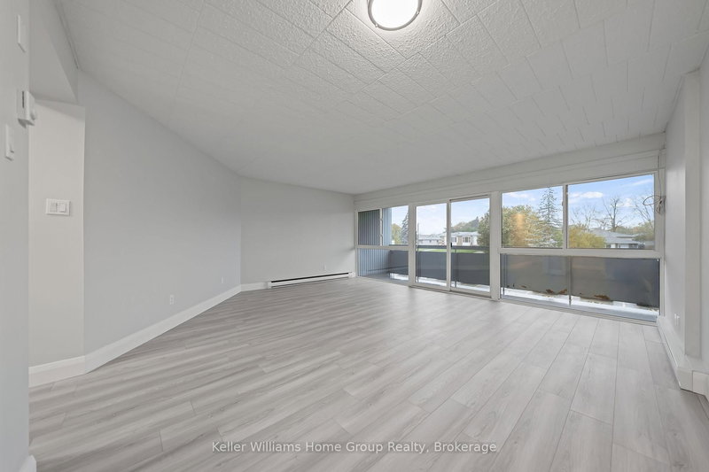 408 - 91 Conroy Cres, Guelph, N1G 2V5 | Image 2