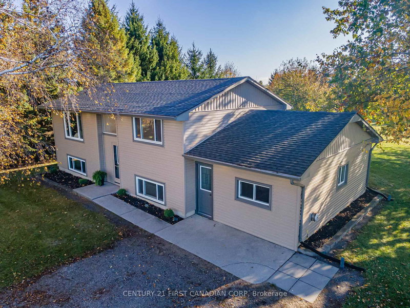 70986 B Line, Lambton Shores, N0M 1T0 | Image 2
