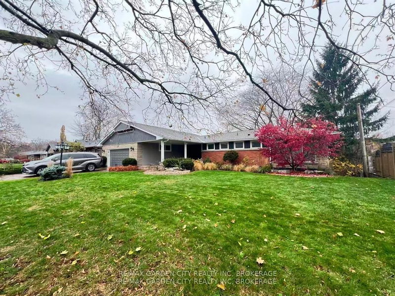 28 MARSDALE Dr, St. Catharines, L2T 3S3 | Image 2