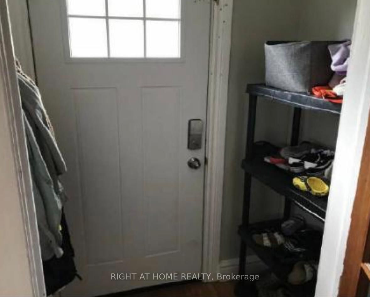 Detached House for sale at 38 Washington Street, Brant, Ontario, N3L 2A7 - Paris - MLS: X12834274