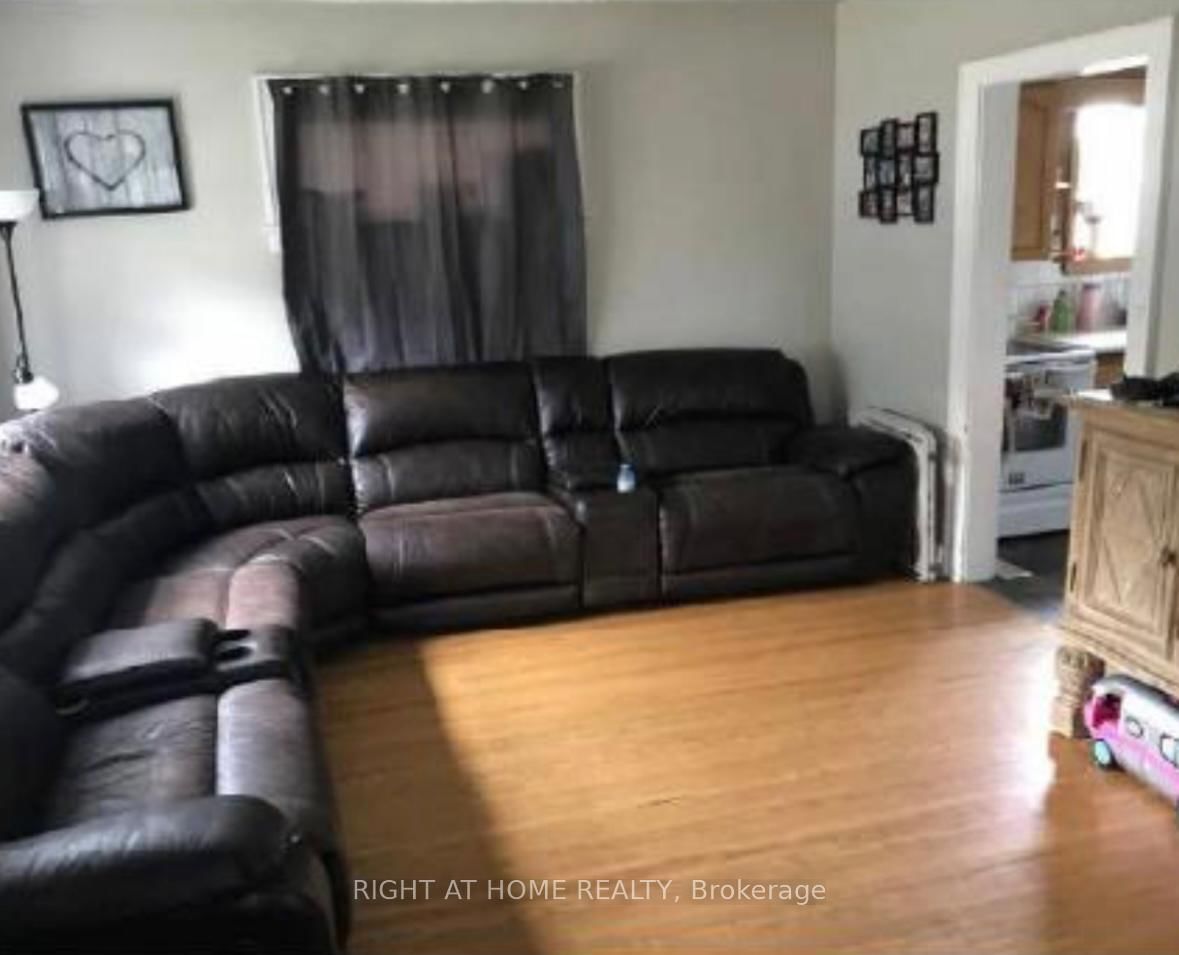 Detached House for sale at 38 Washington Street, Brant, Ontario, N3L 2A7 - Paris - MLS: X12834274