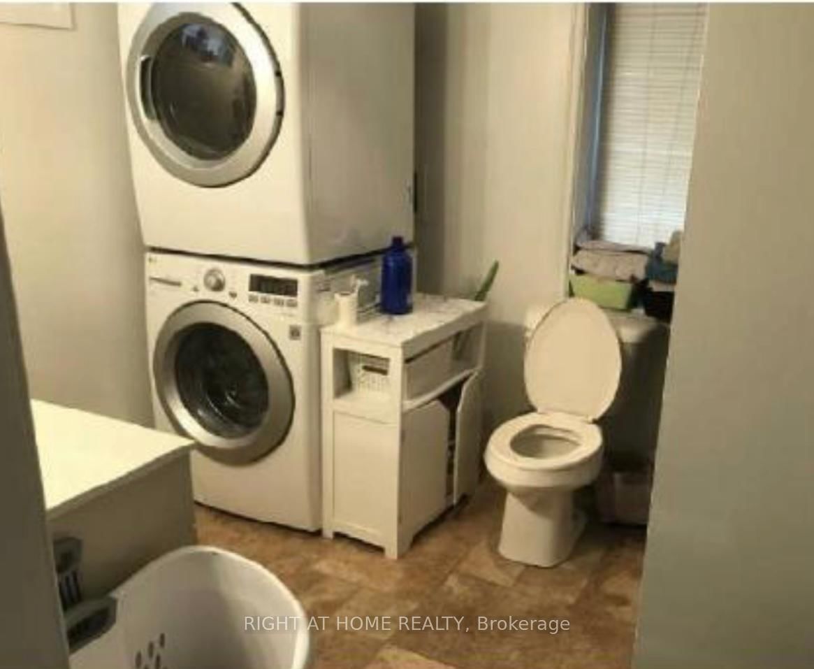 Detached House for sale at 38 Washington Street, Brant, Ontario, N3L 2A7 - Paris - MLS: X12834274