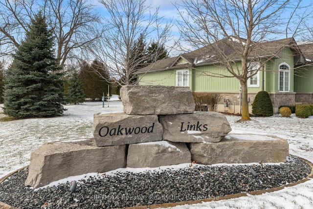 11 Oakwood Links Lane